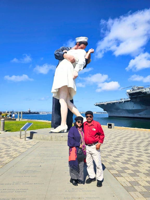 Vợ chồng anh Long