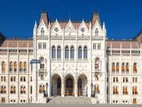 Thumbnail: toa-nghi-vien-parliament-building.png