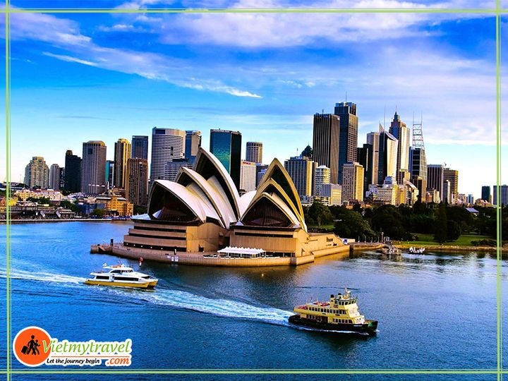 TOUR-UC-SYDNEY-CANBERRA-NHA-HAT-CON-SO.jpg