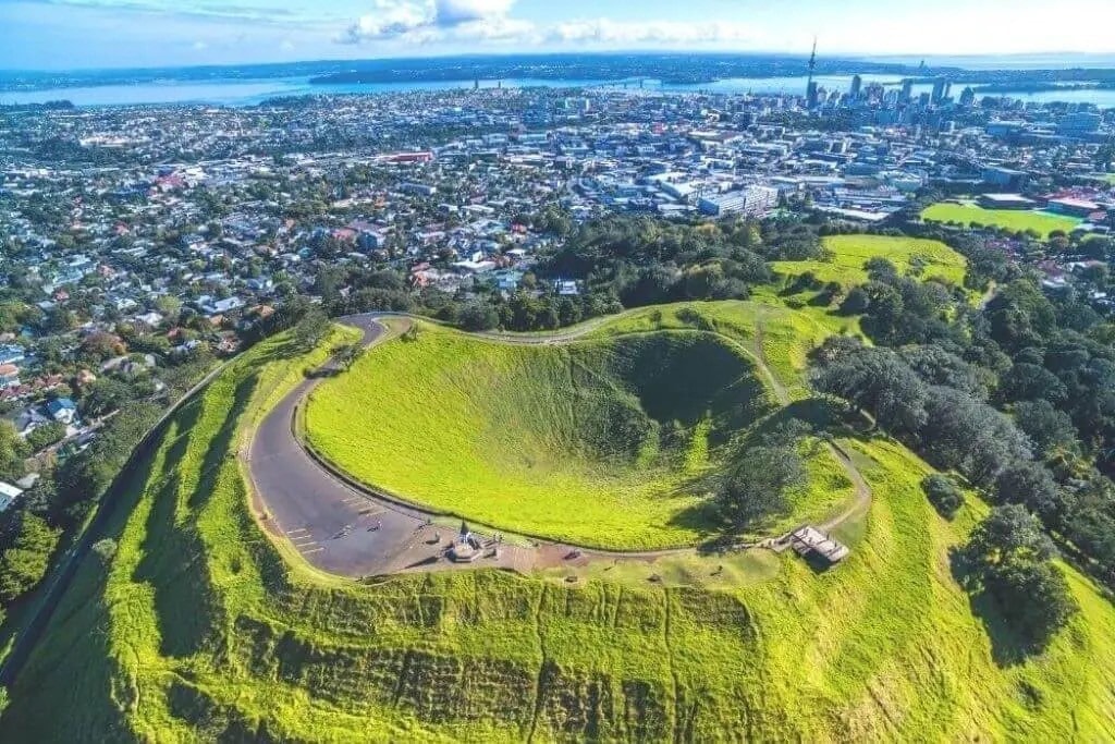 mount-edenew-zealand.jpg
