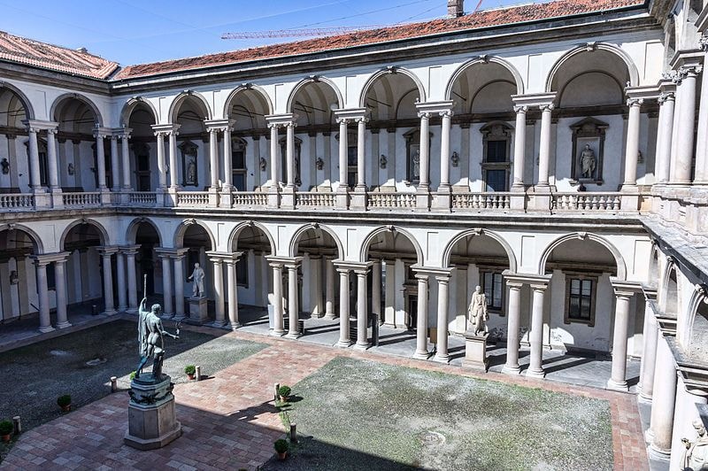 phong-trung-bay-pinacoteca-di-brera.jpg