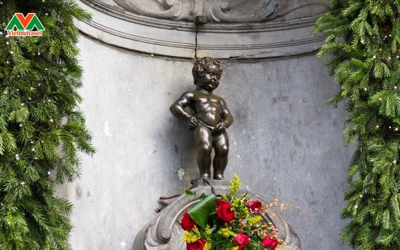tuong-manneken-pis.jpg